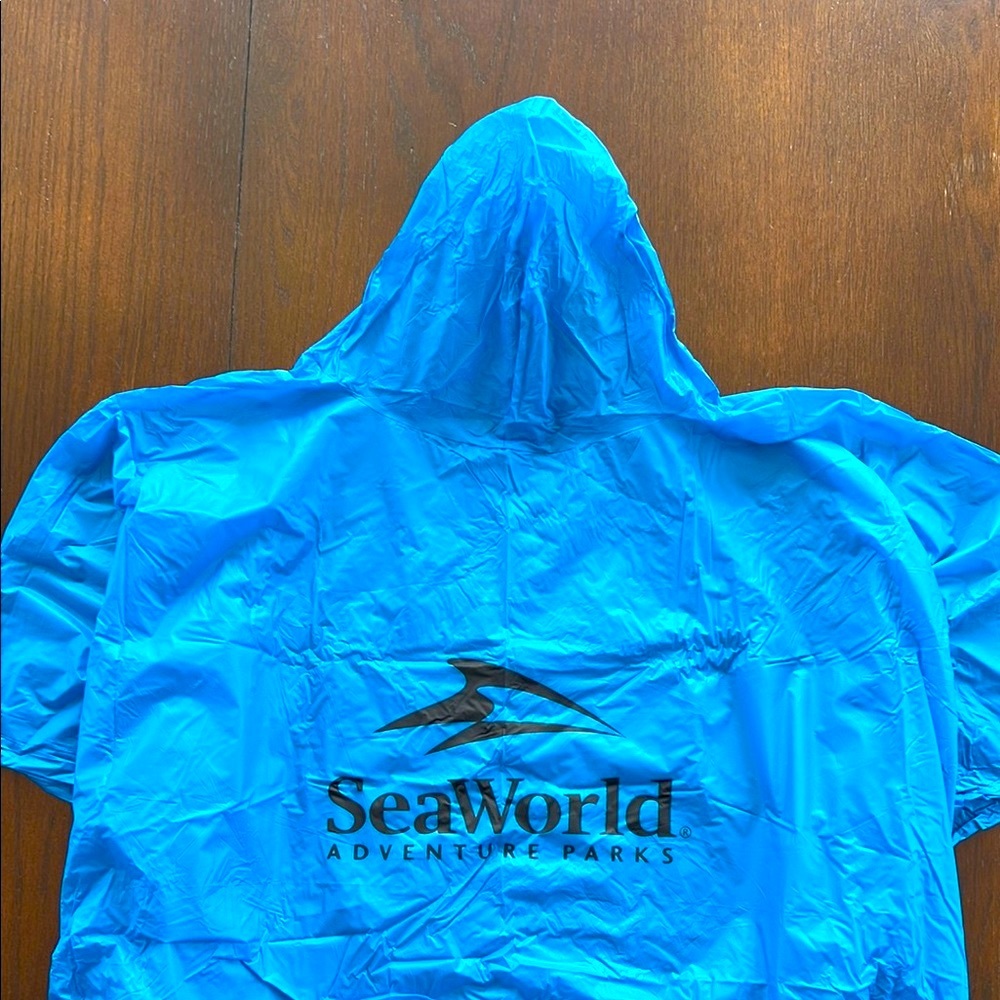 SeaWorld unisex Hoodie Rain Poncho